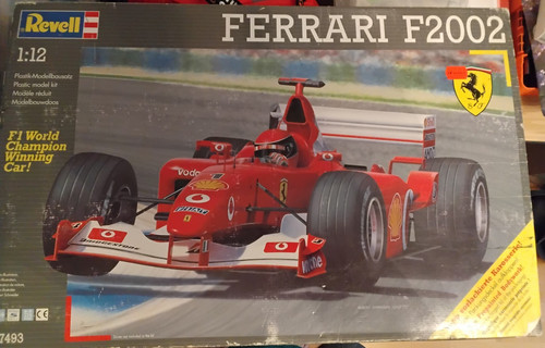 Revell ferrari 2002 - f,